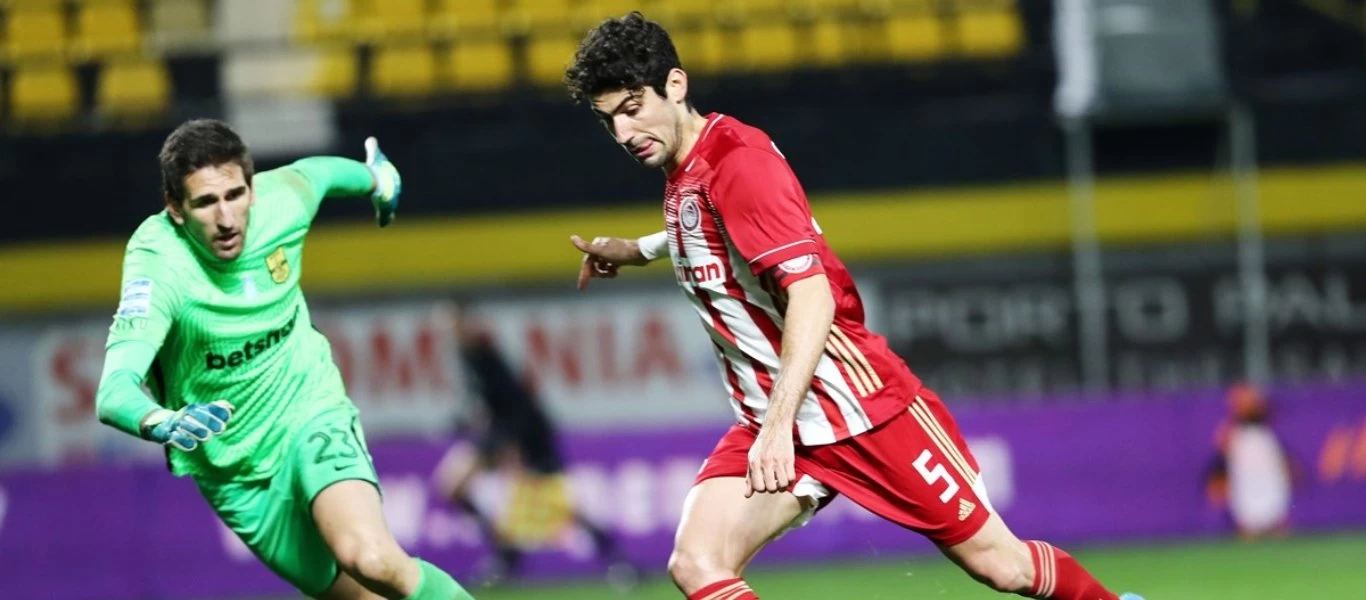 Άρης-Ολυμπιακός 1-1: Η ευφυέστατη κίνηση του Α.Μπουχαλάκη έστειλε τους Πειραιώτες στα ημιτελικά